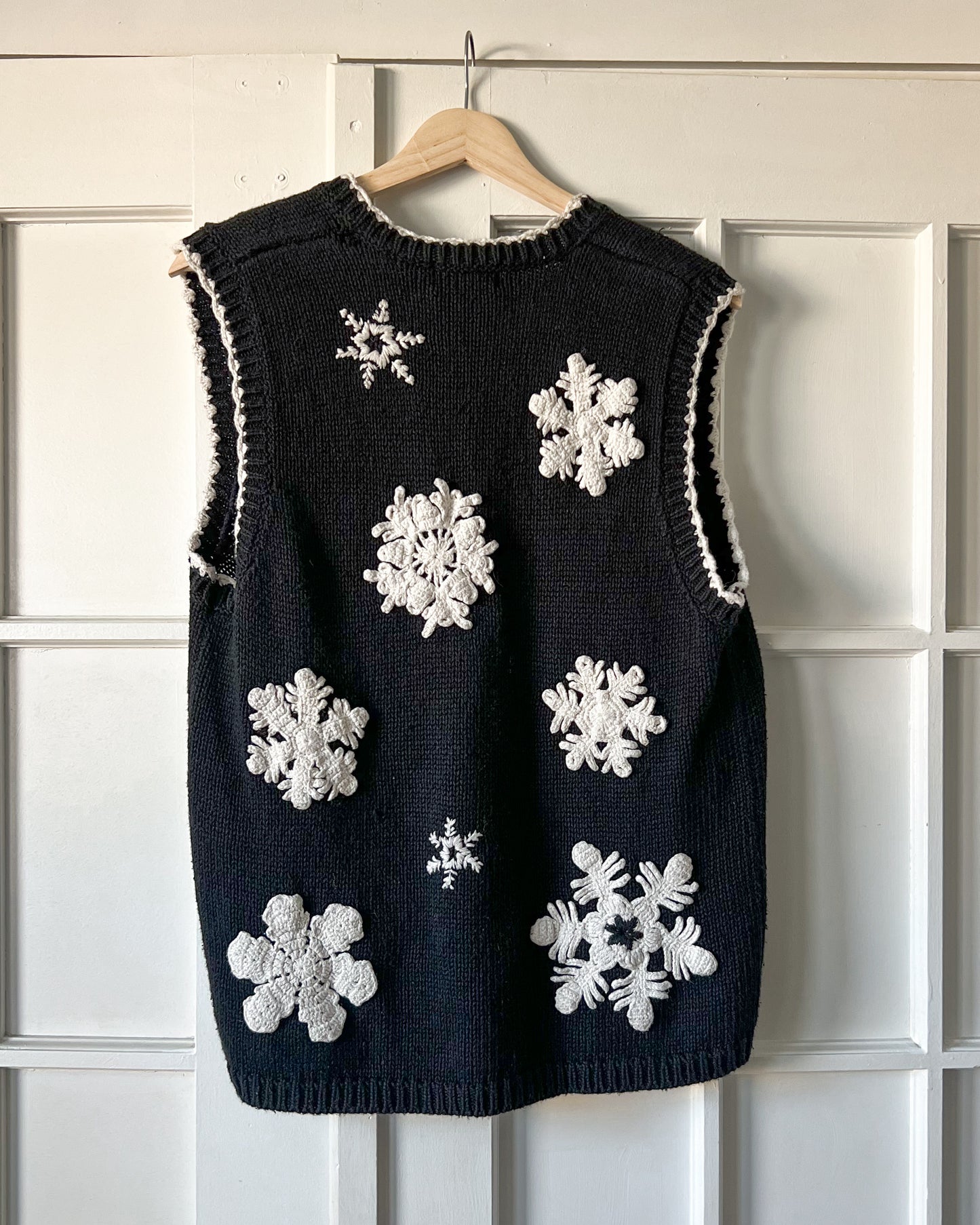 Black Snowflake Knitted Vest