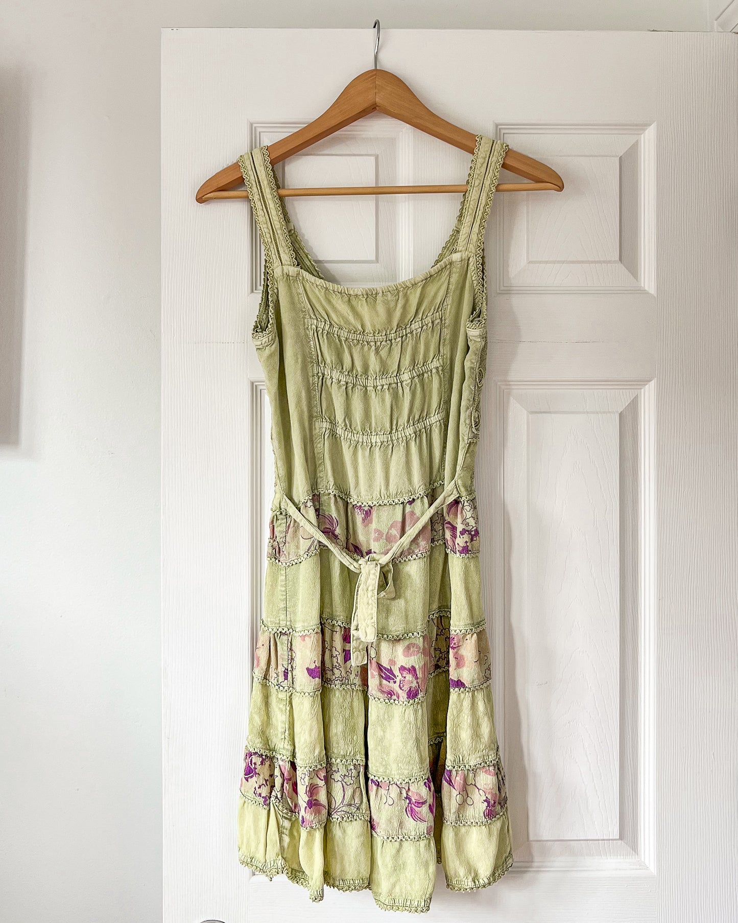 Magic Sleeveless Tiered Dress