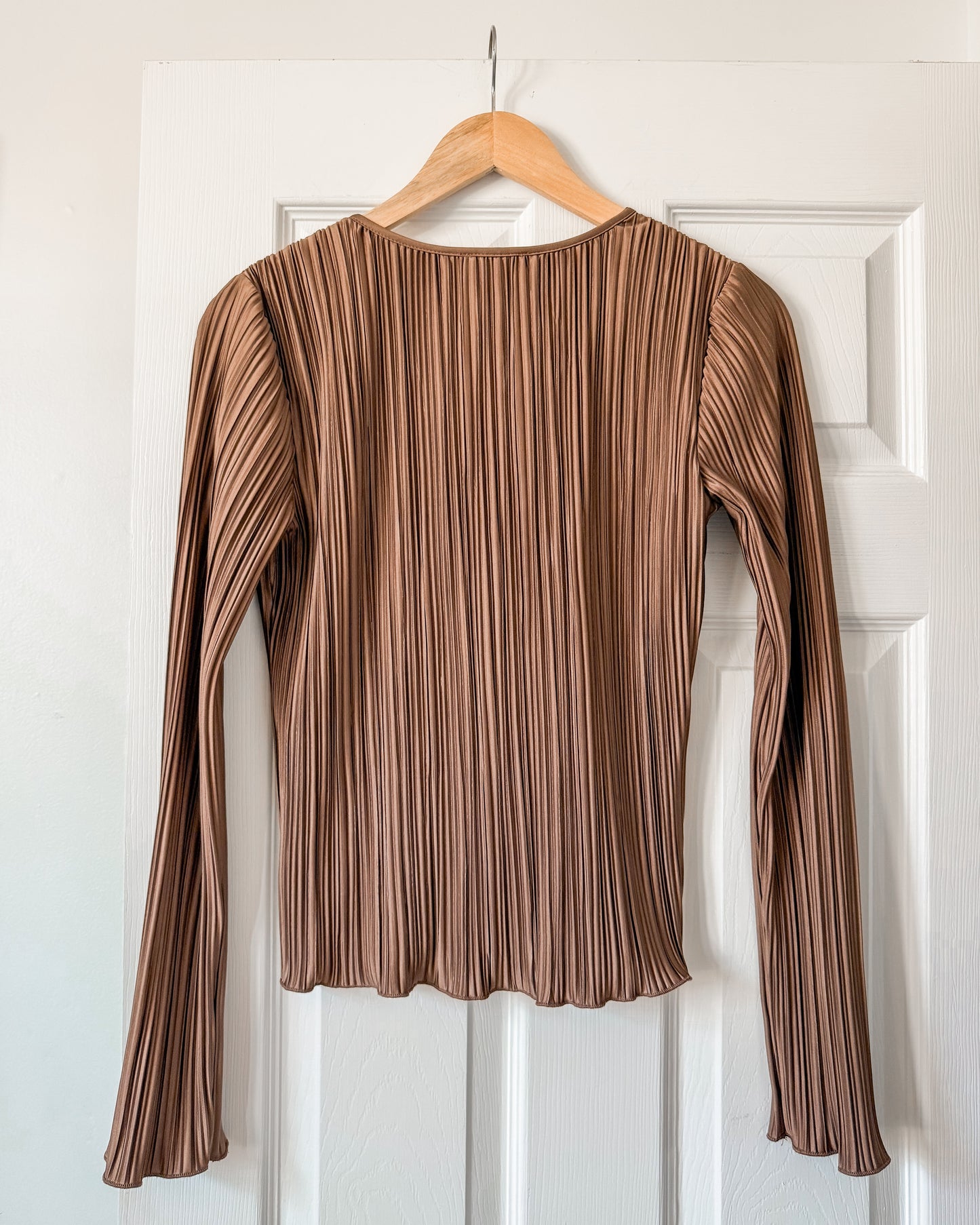 Brown Tie Flutter Sleeve Blouse