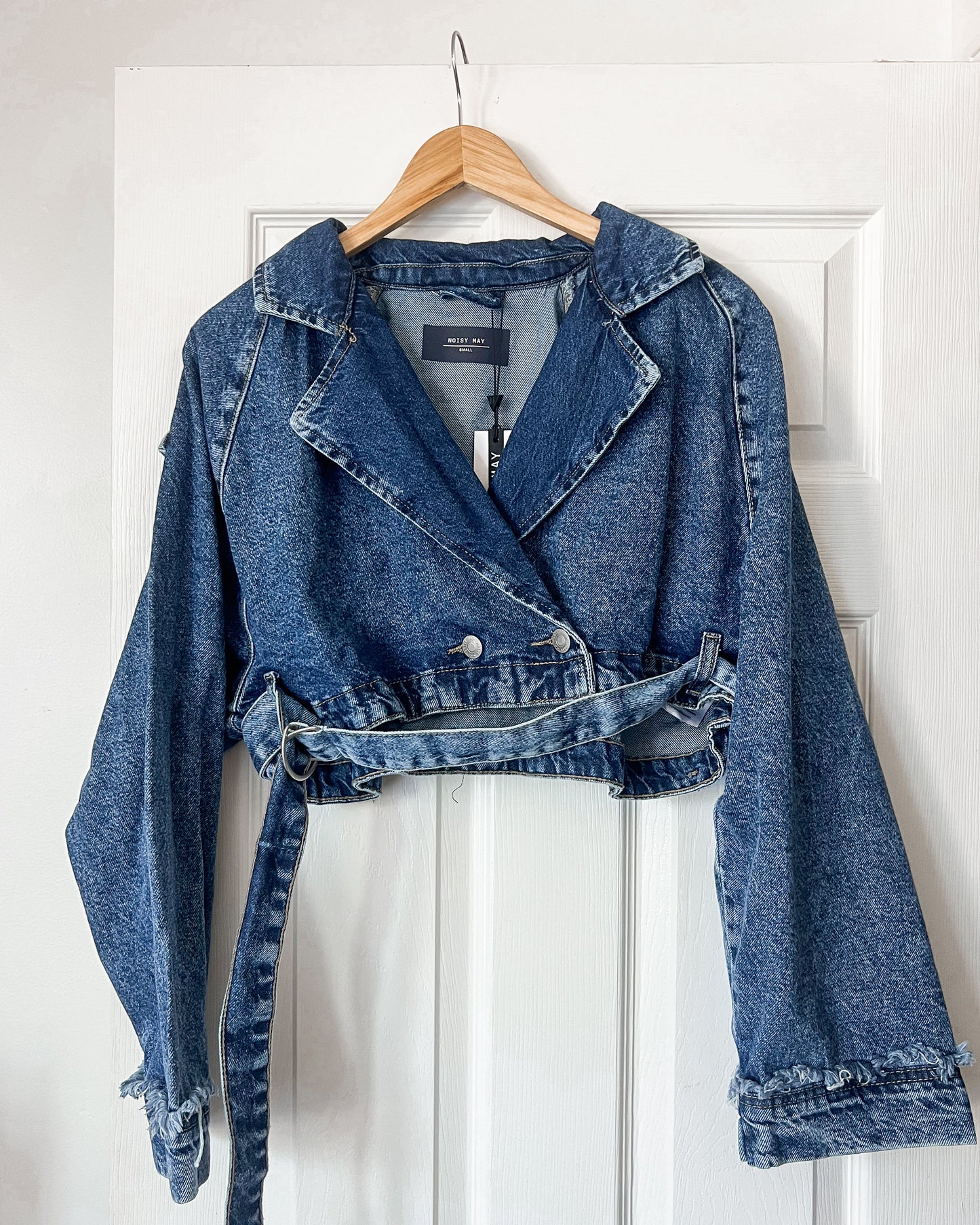 Cropped Denim Jacket With Belt
