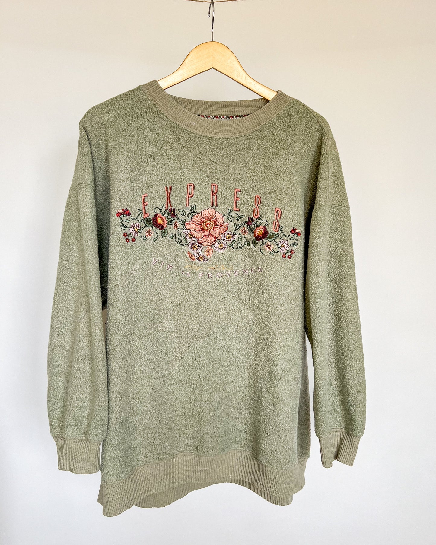 Vintage Express Green Embroidered Crewneck
