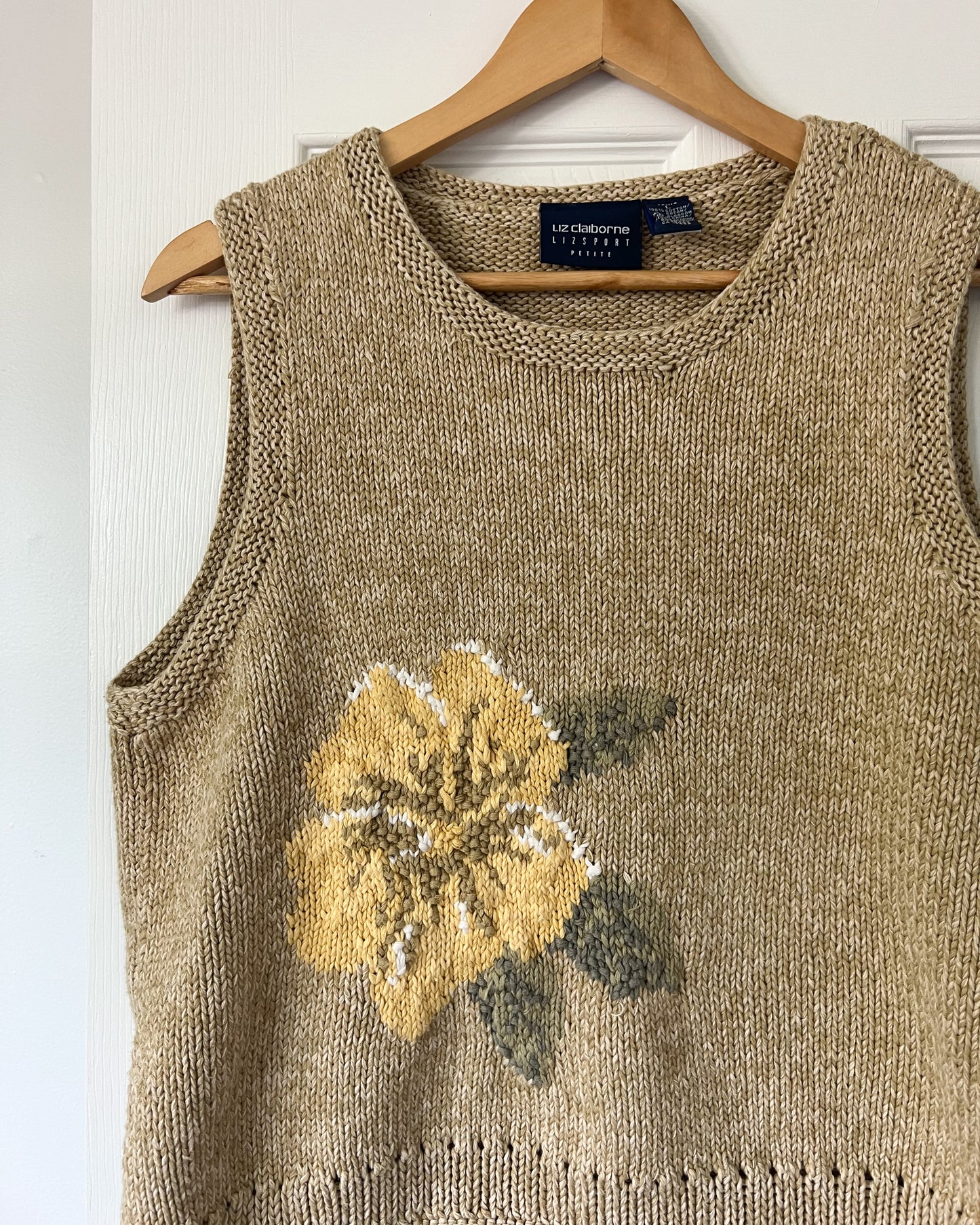 Liz Claiborne Knitted Sleeveless Top