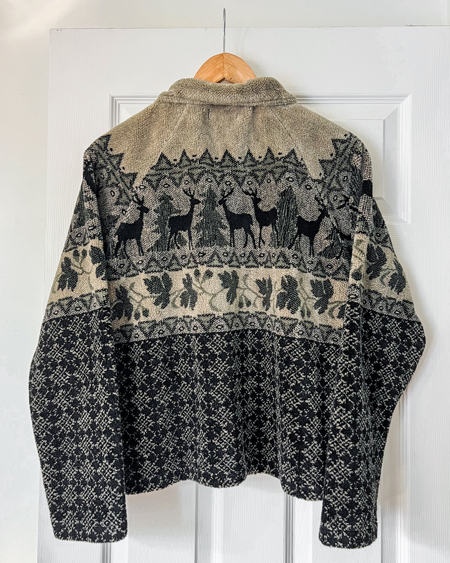 Deer and Leaf Fleece Jacket