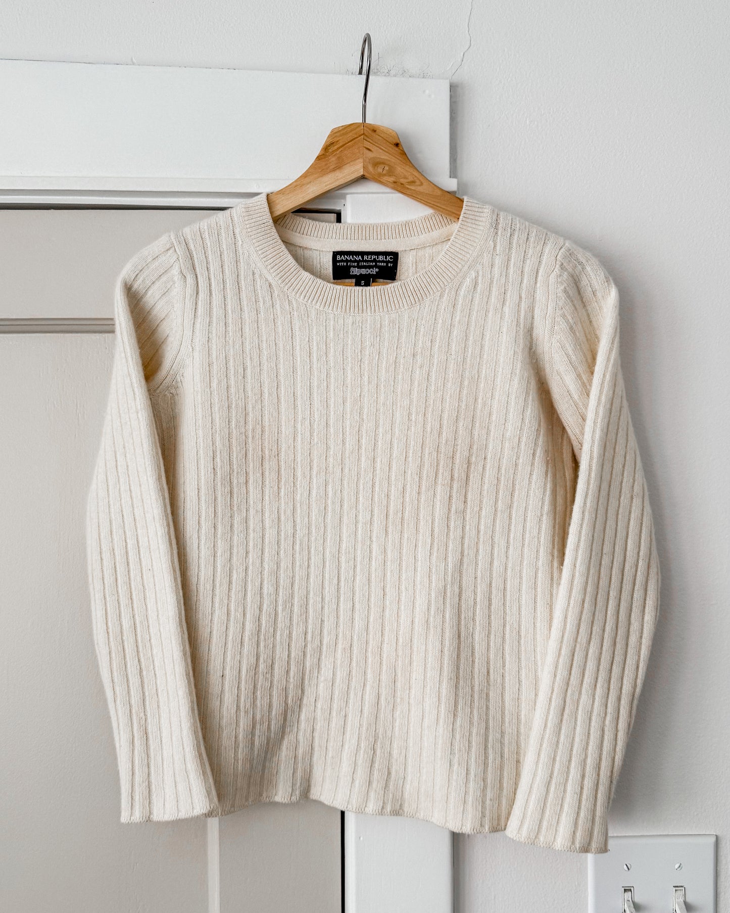 Banana Republic Wool Cream Sweater