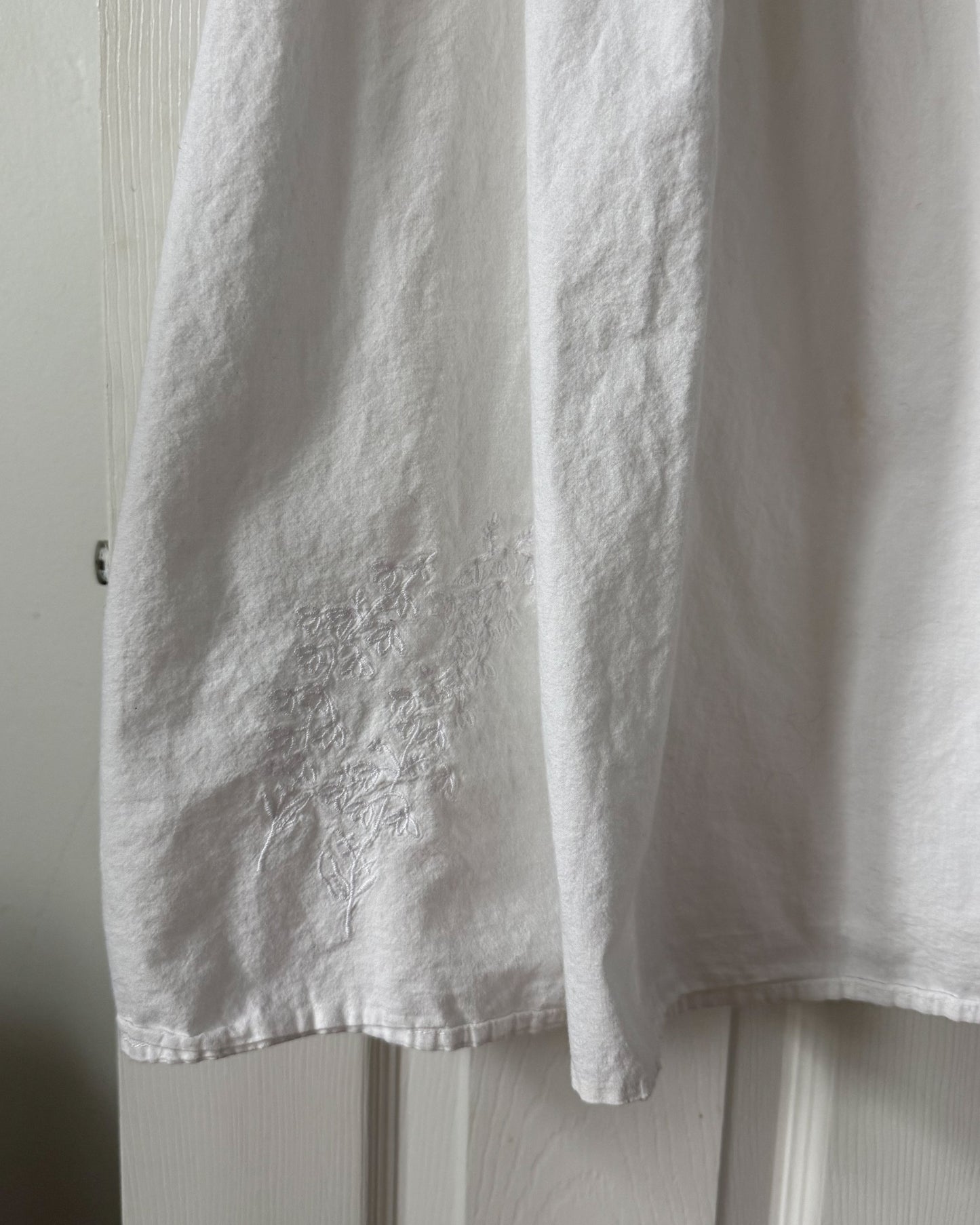 Vintage White ruffles dress