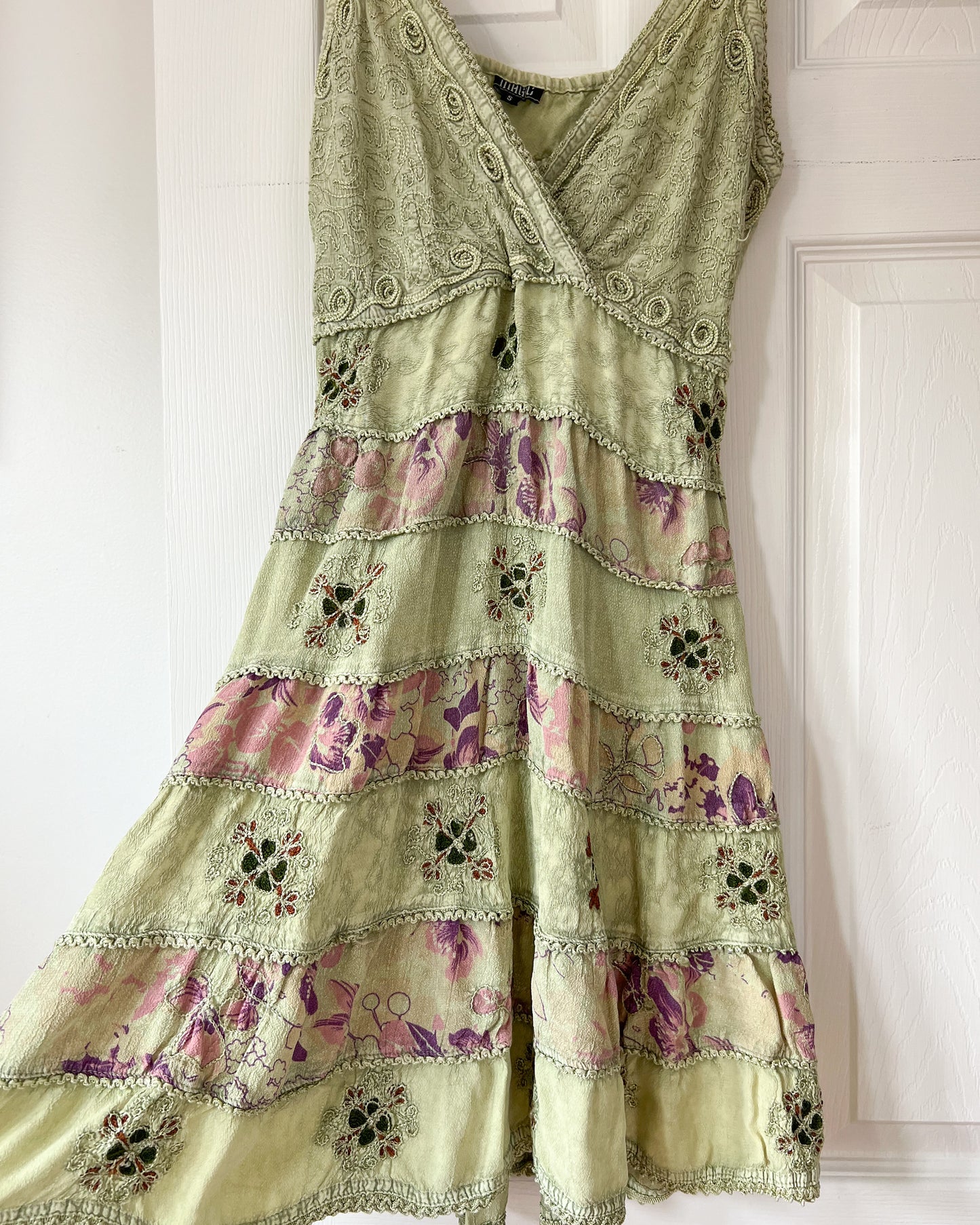 Magic Sleeveless Tiered Dress