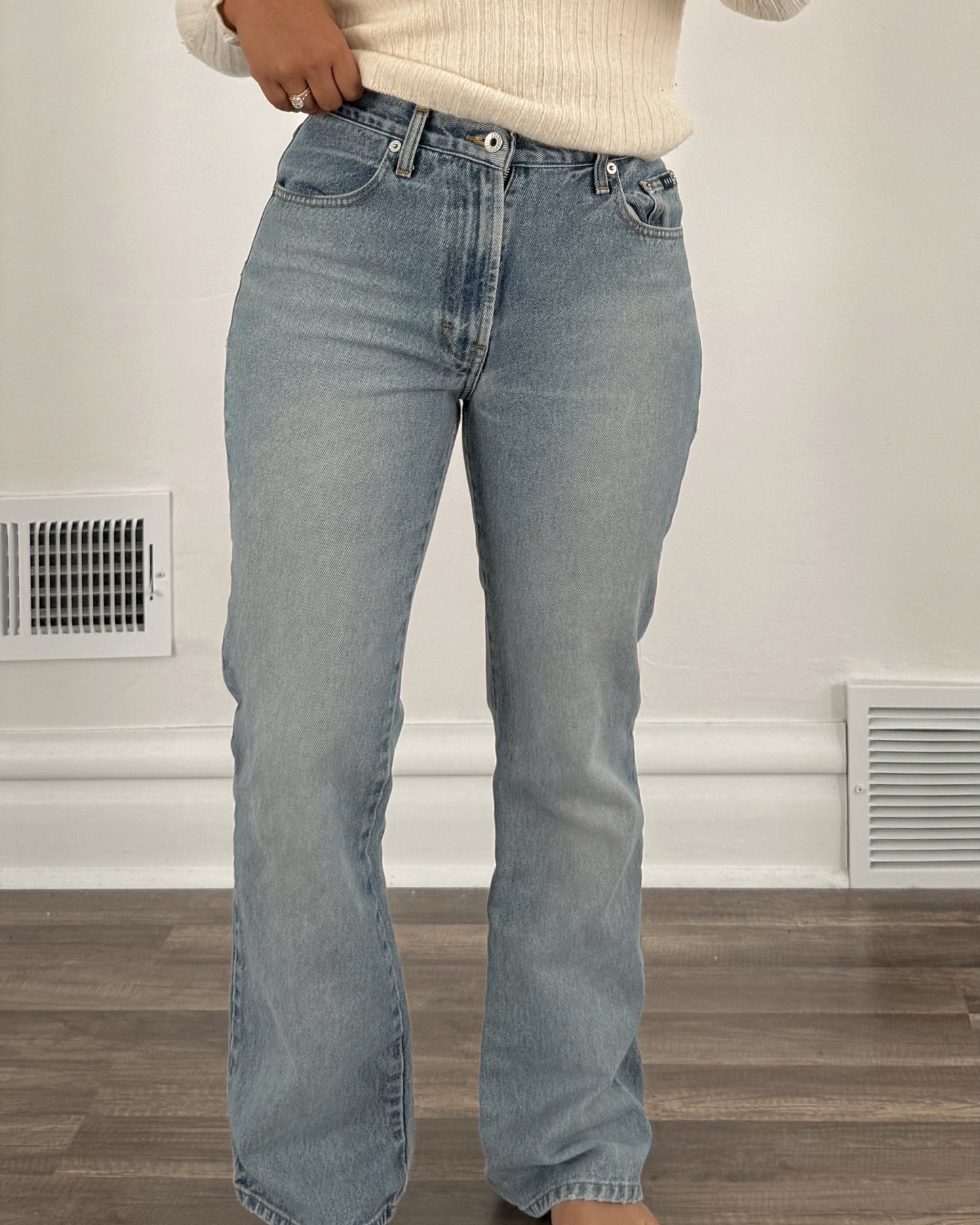 Express Blues Low Rise Wide Leg Jeans