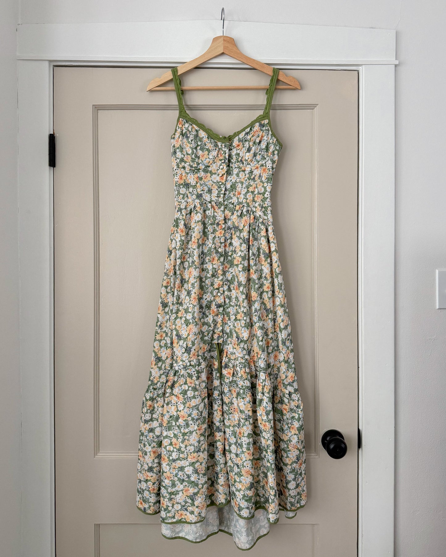 ASTR Green Floral Dress