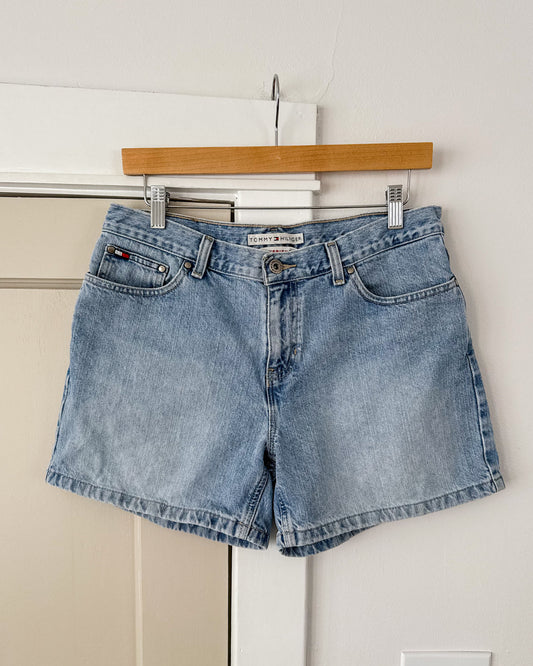 Tommy Hilfiger Boyfriend Midrise Denim Shorts W32
