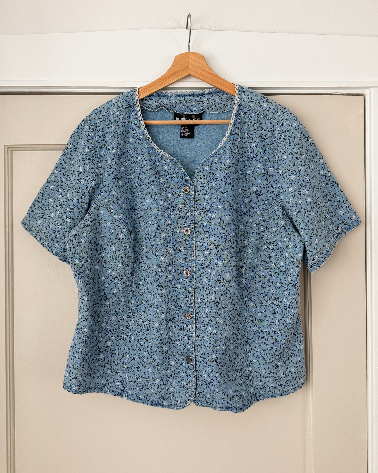 Floral Linen/Cotton Button Down