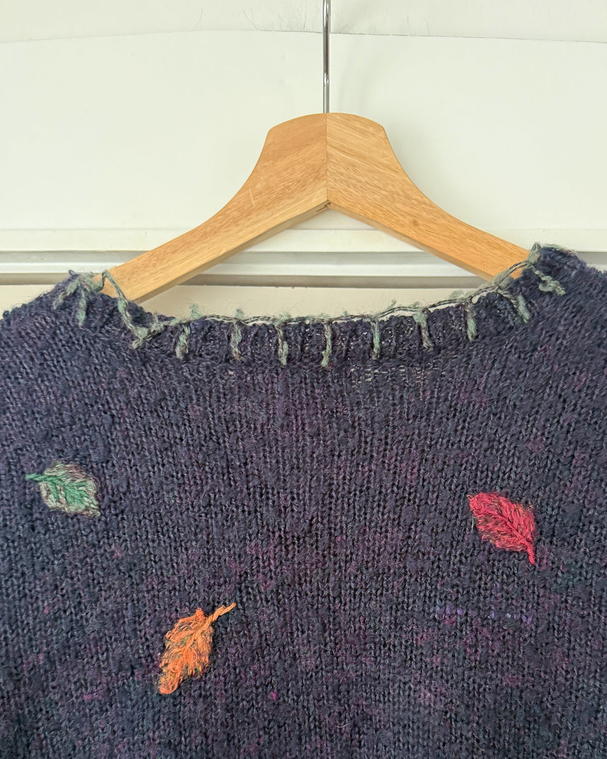90’s Fall Bear Knitted Sweater