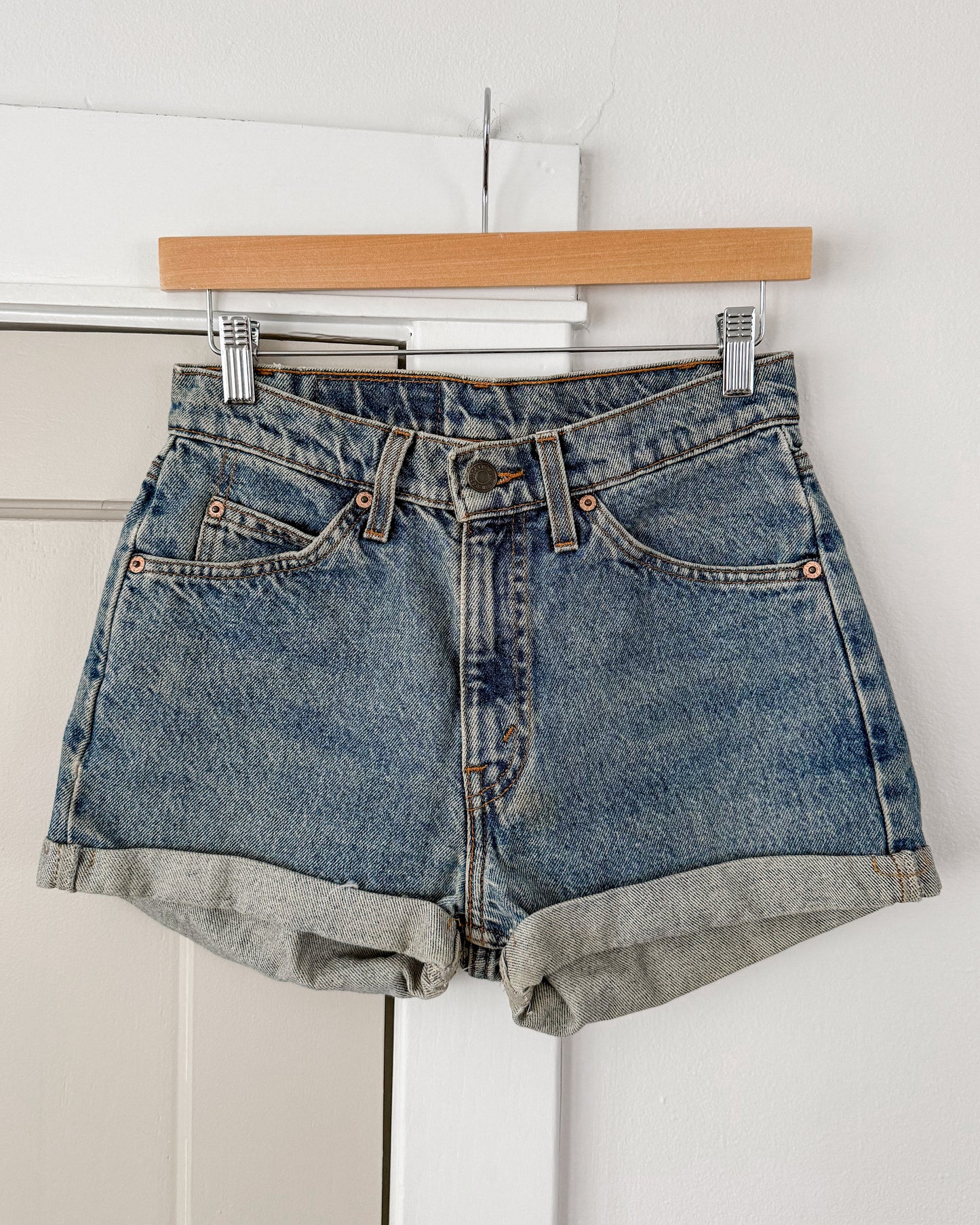 Levi’s 505 Orange Tab Denim Shorts W27