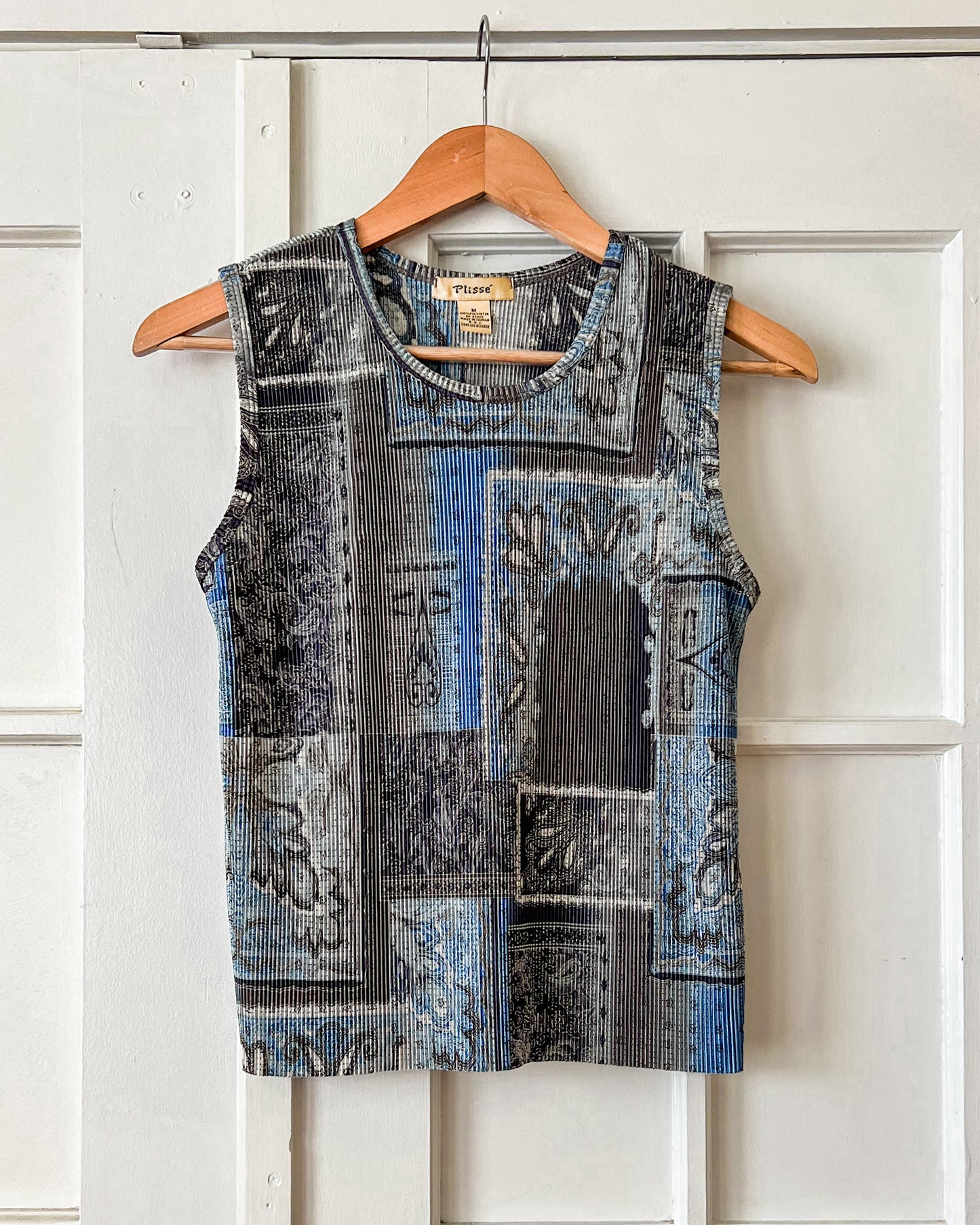 Abstract Crinkle Tank Top