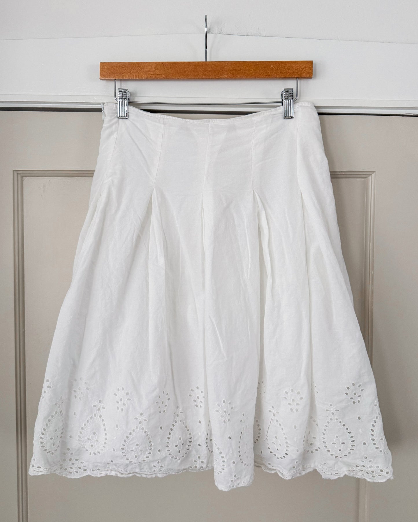 Eyelet Pleated Skirt