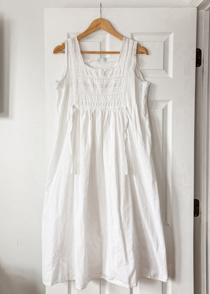 Vintage White ruffles dress