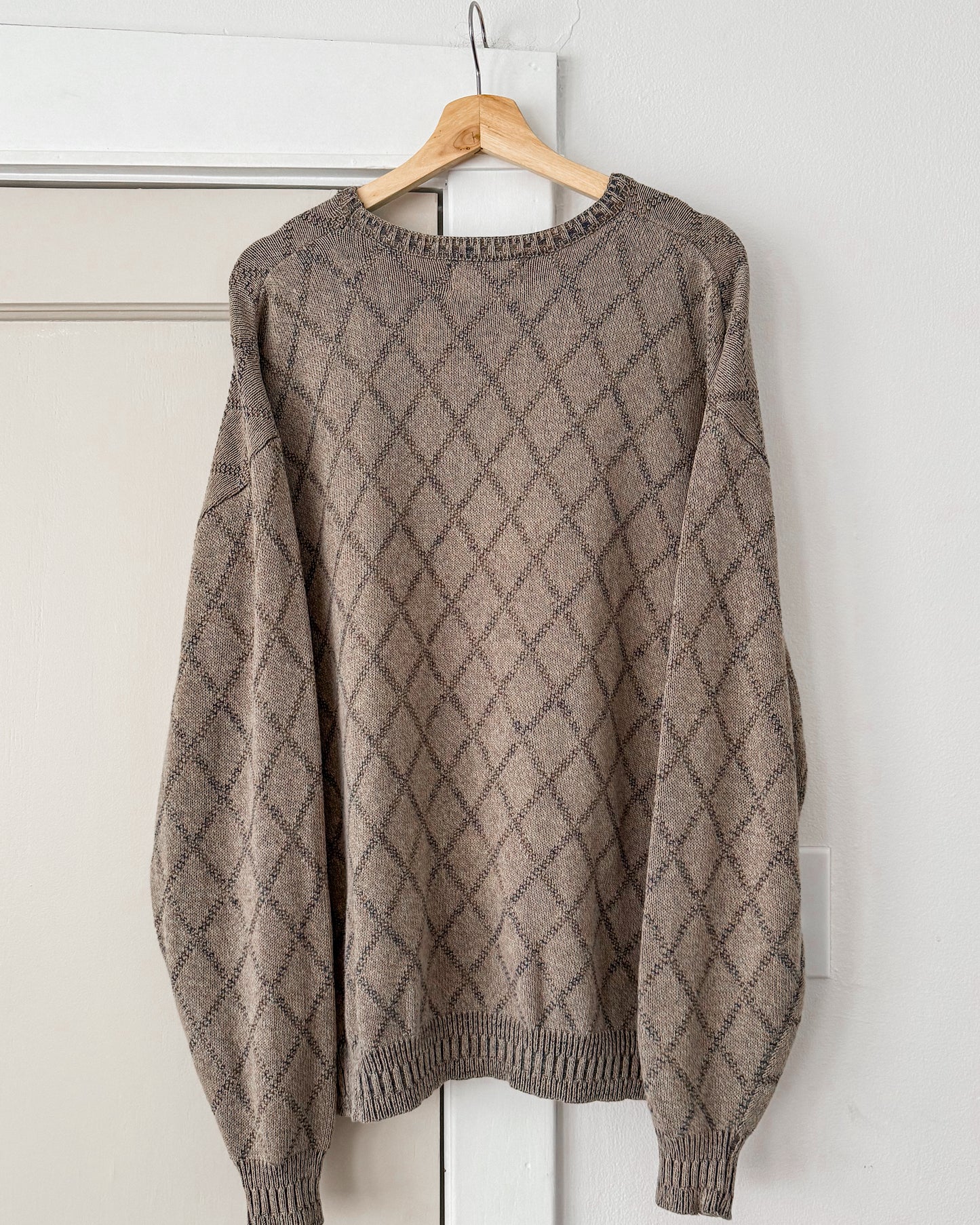 Diamond Patterned Knitted Sweater