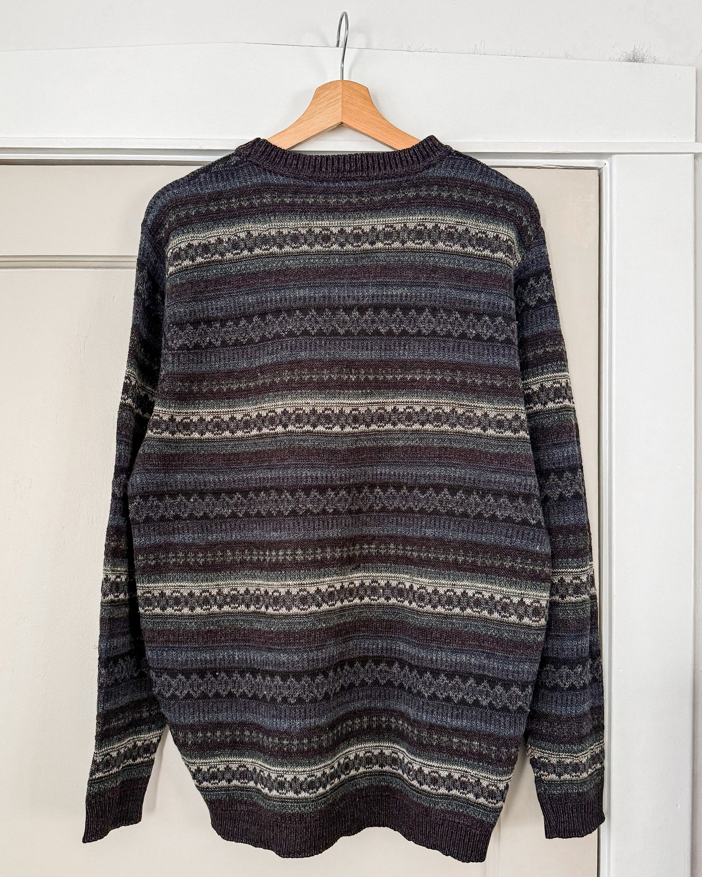 Outline Navy Knitted Sweater