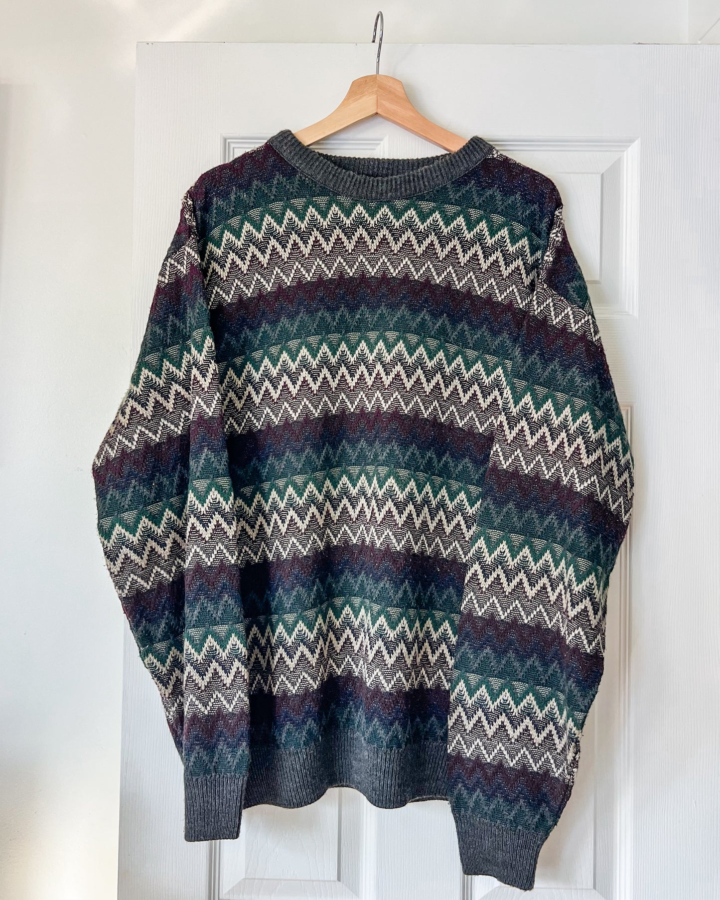 Zigzag Patterned Knitted Sweater