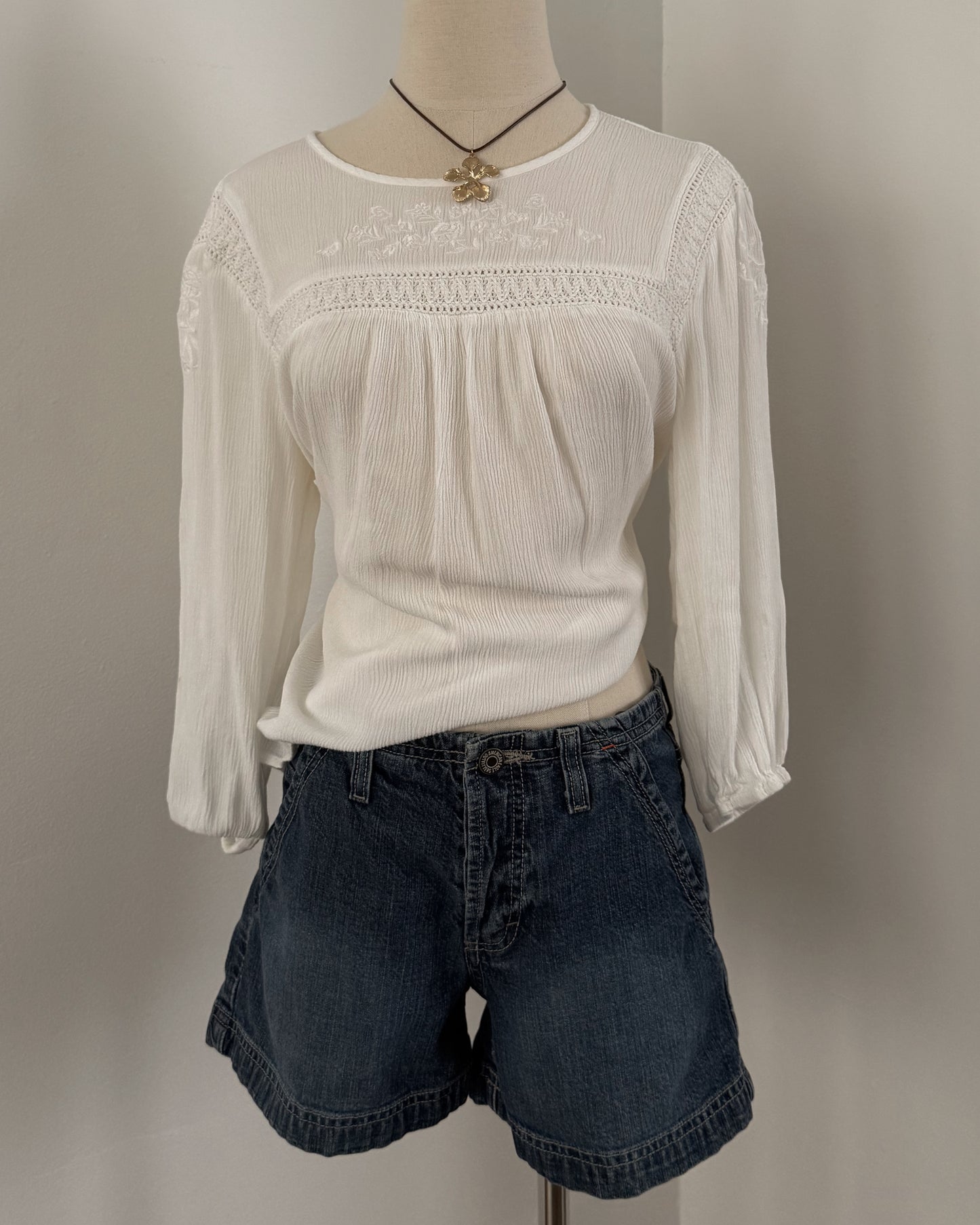 Vintage American Eagle Low Rise Denim Short Shorts