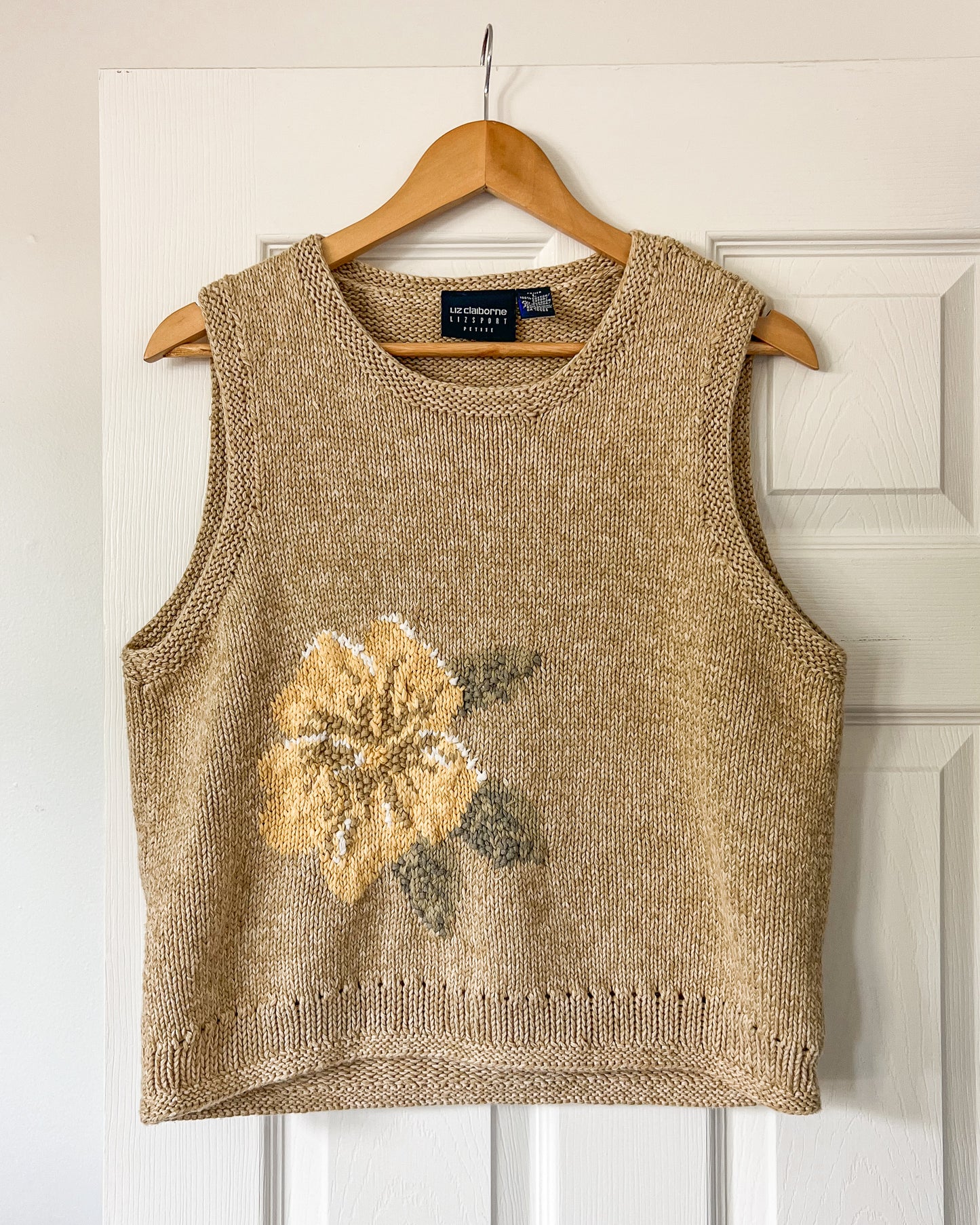 Liz Claiborne Knitted Sleeveless Top